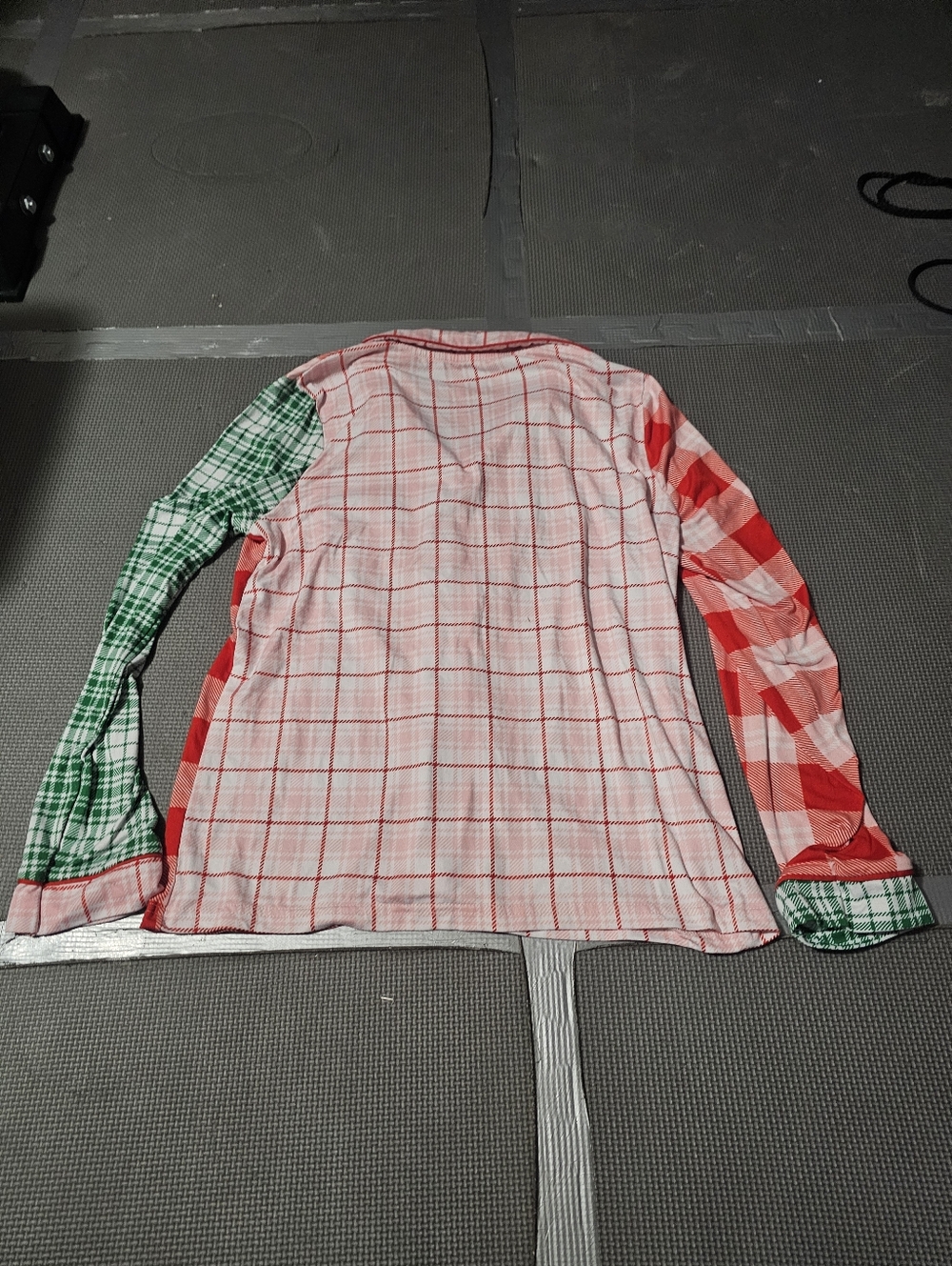 Tahari Pajama Top - Picture 2 of 3